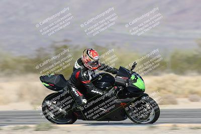 media/Dec-01-2025-Moto Forza (Mon) [[2daa91e15f]]/2-Intermediate Group/Session 3 (Turn 7 Inside Pans)/